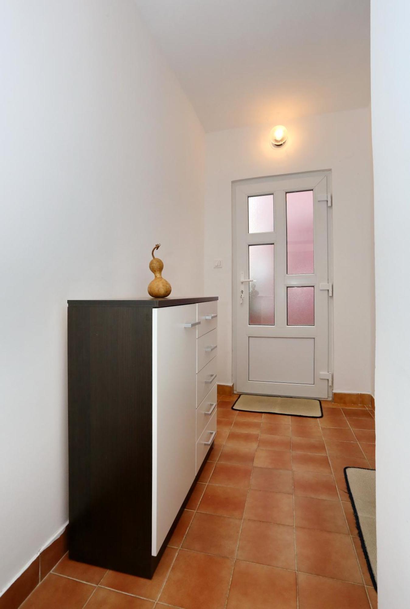 Apartments Olga โบชาวา ภายนอก รูปภาพ