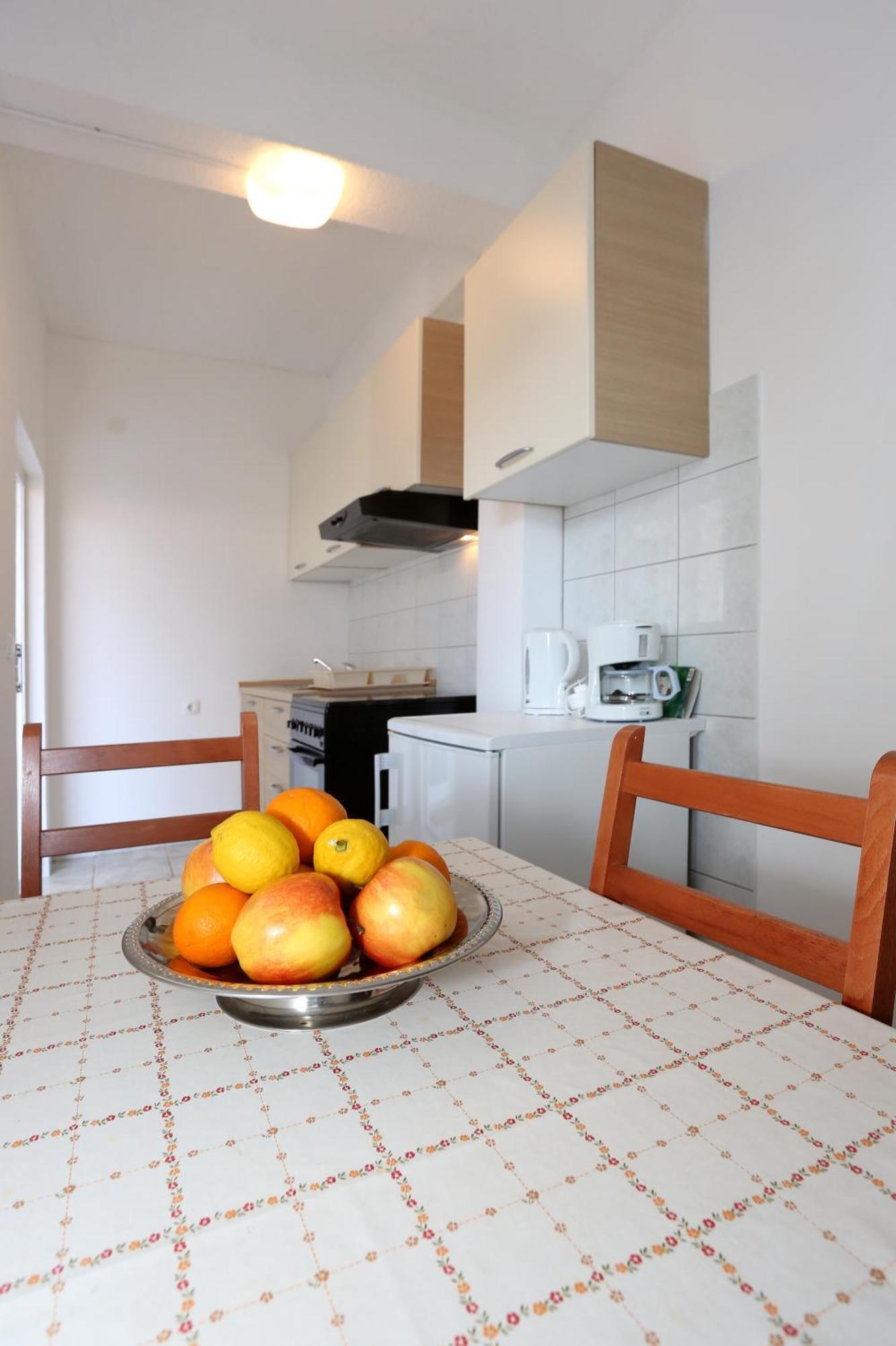 Apartments Olga โบชาวา ภายนอก รูปภาพ