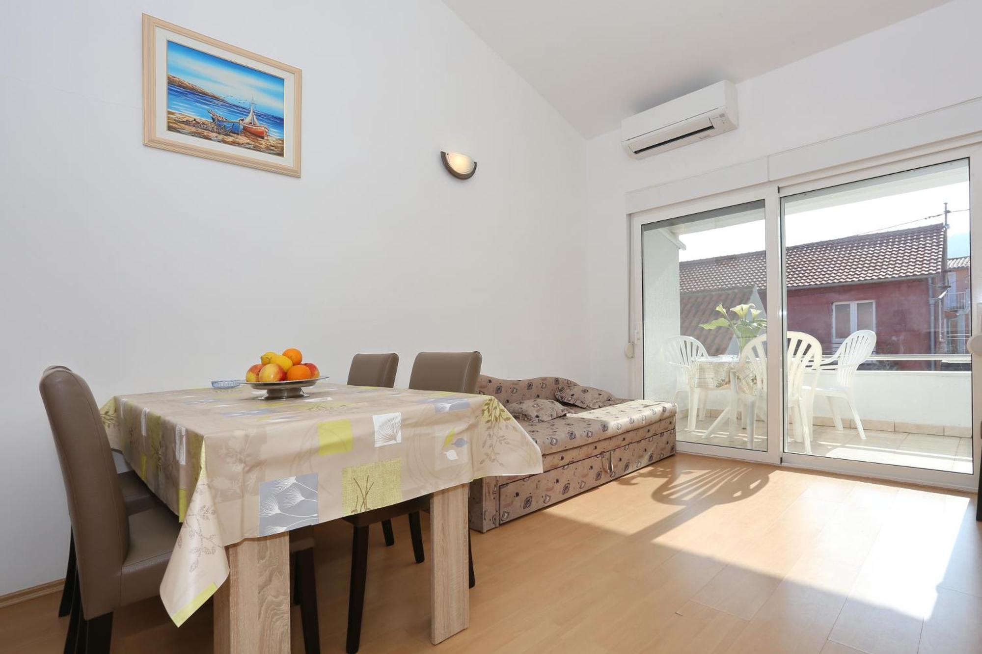 Apartments Olga โบชาวา ภายนอก รูปภาพ