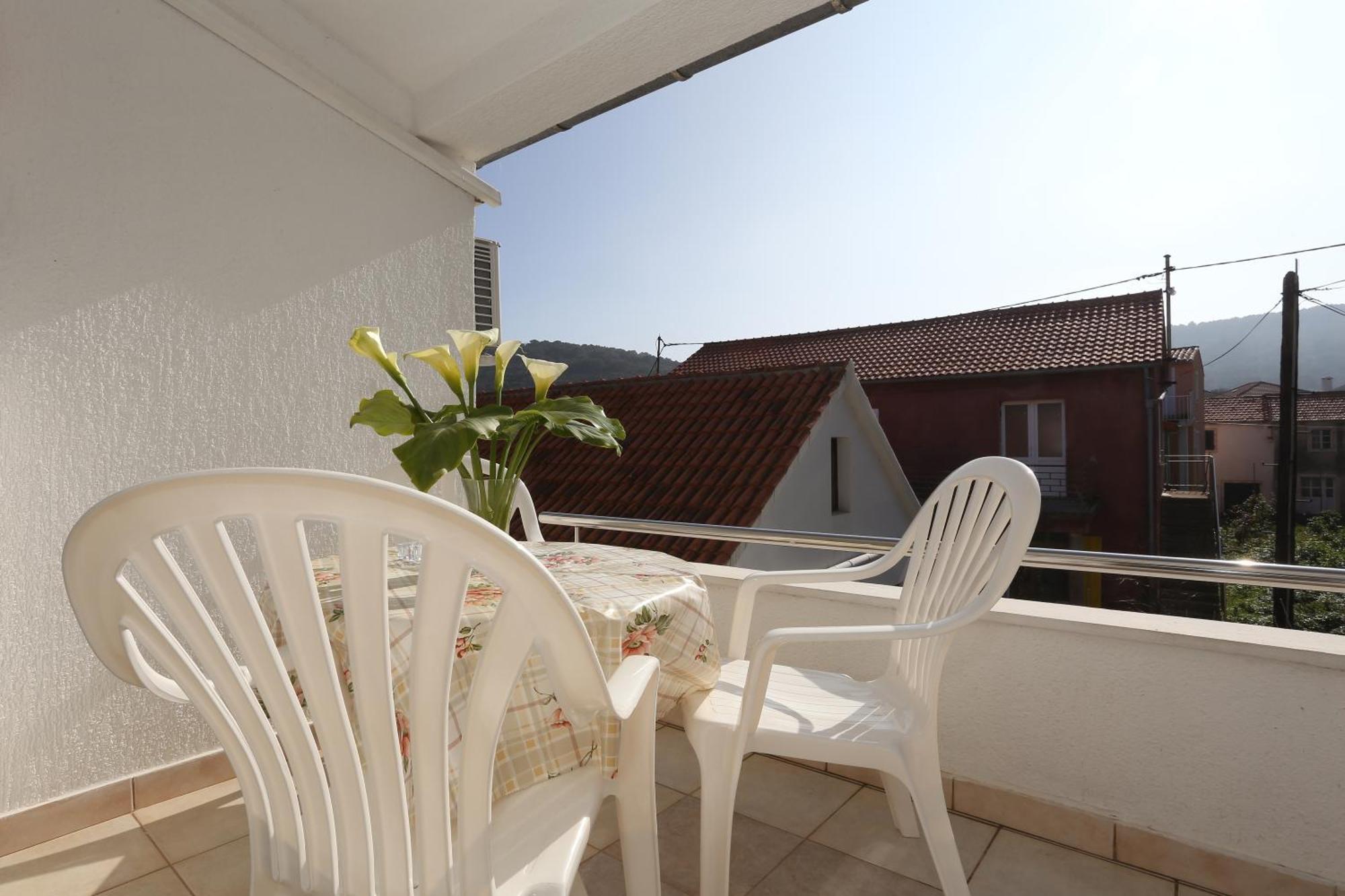 Apartments Olga โบชาวา ภายนอก รูปภาพ
