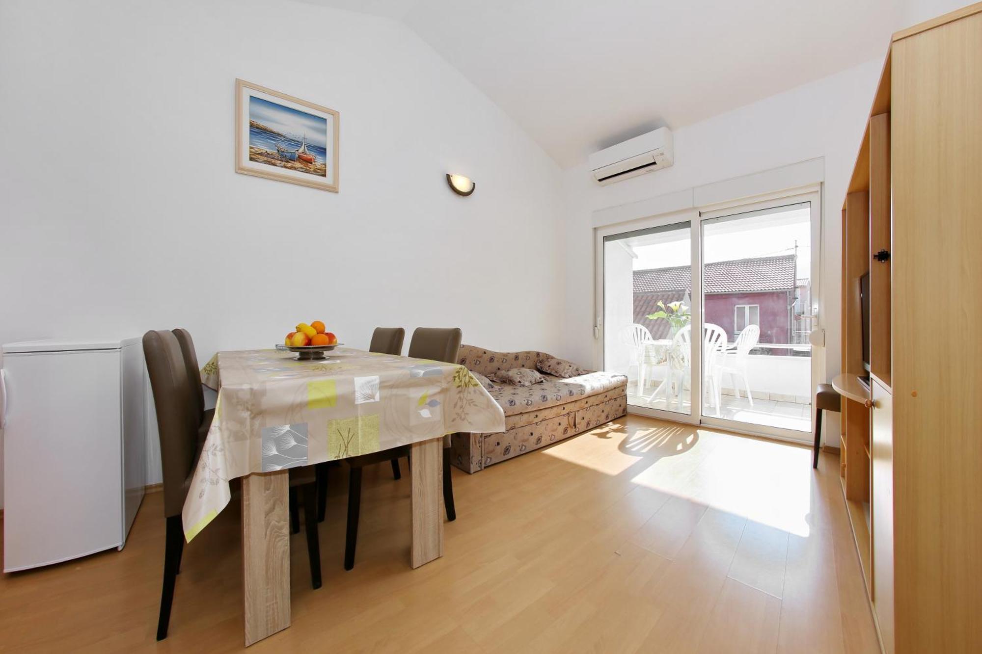 Apartments Olga โบชาวา ภายนอก รูปภาพ