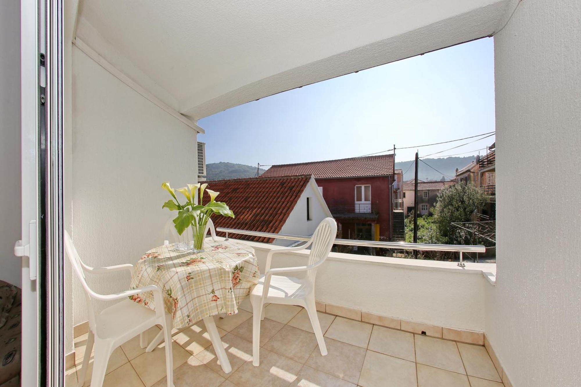 Apartments Olga โบชาวา ภายนอก รูปภาพ
