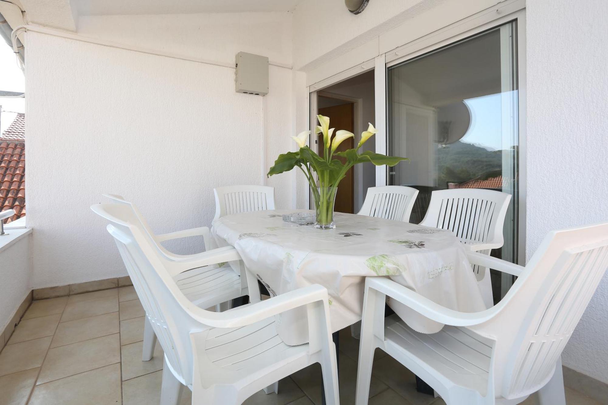Apartments Olga โบชาวา ภายนอก รูปภาพ