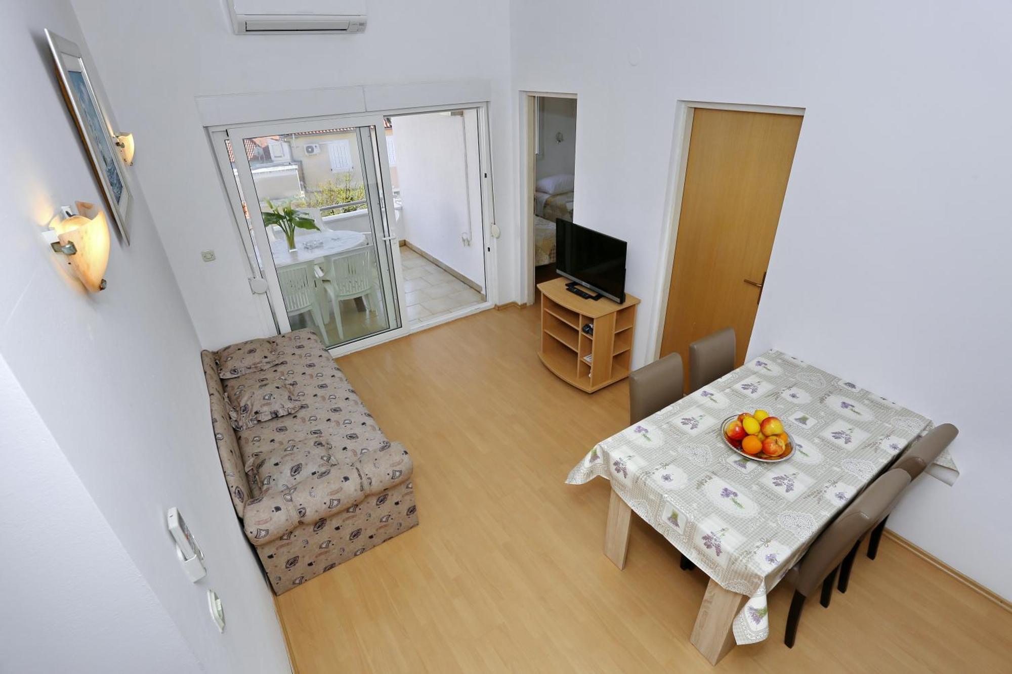 Apartments Olga โบชาวา ภายนอก รูปภาพ